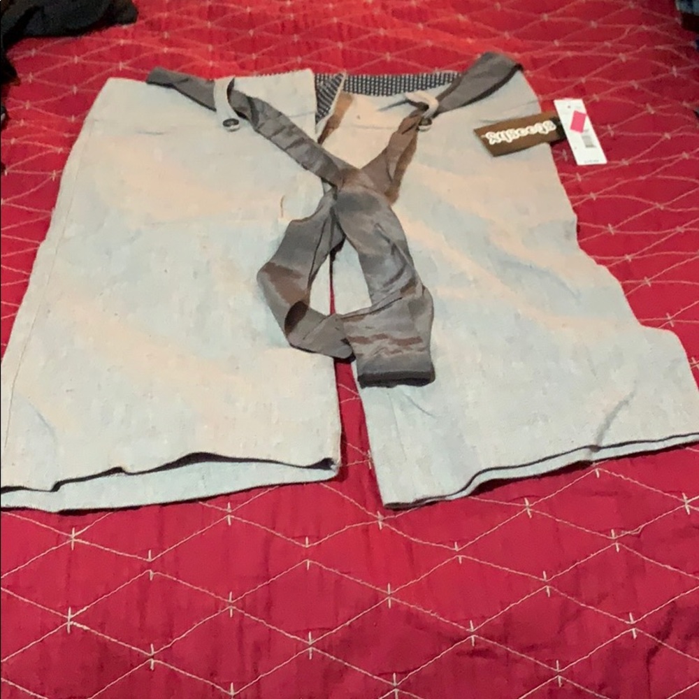 Short pants